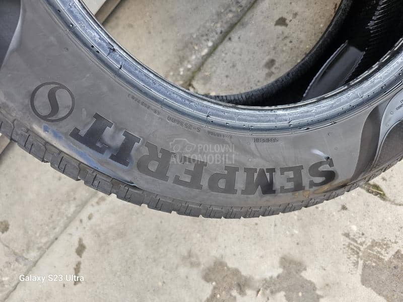 Semperit 215/55 R16 Zimska