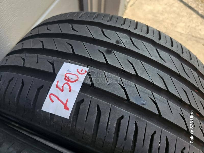 Semperit 235/45 R17 Letnja
