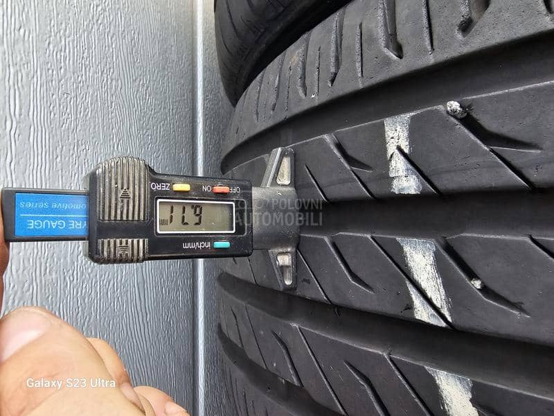 Semperit 235/45 R17 Letnja