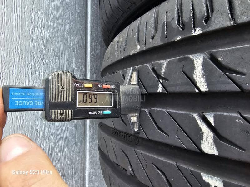 Semperit 235/45 R17 Letnja