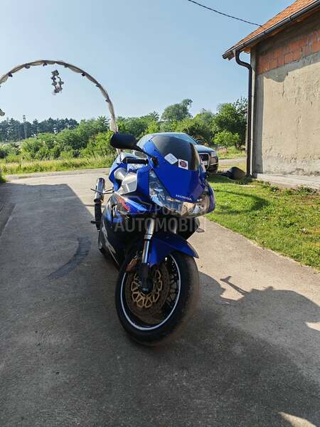 Honda cbr 954 rr
