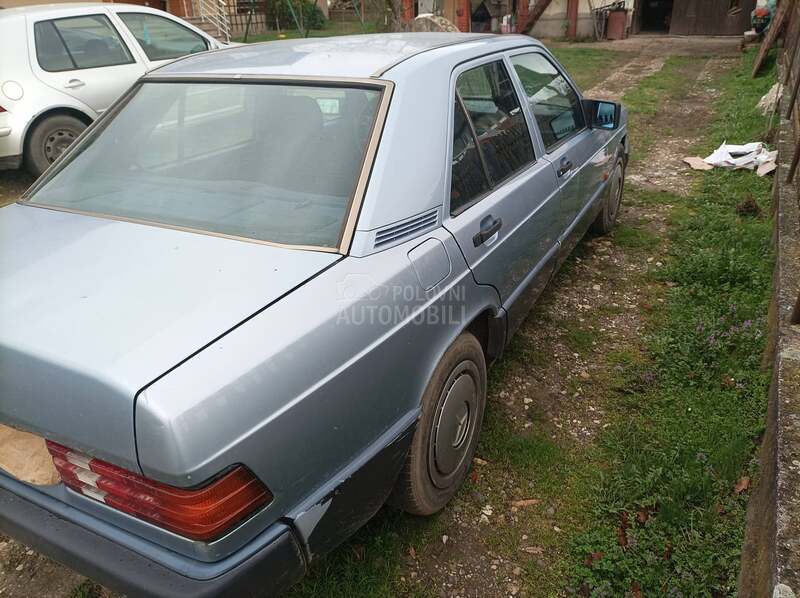 Mercedes Benz 190 