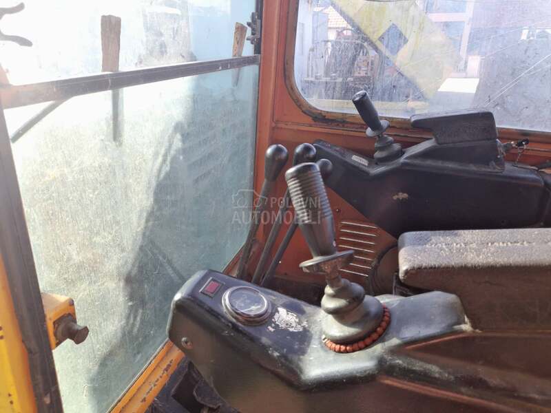 Kubota KH 15