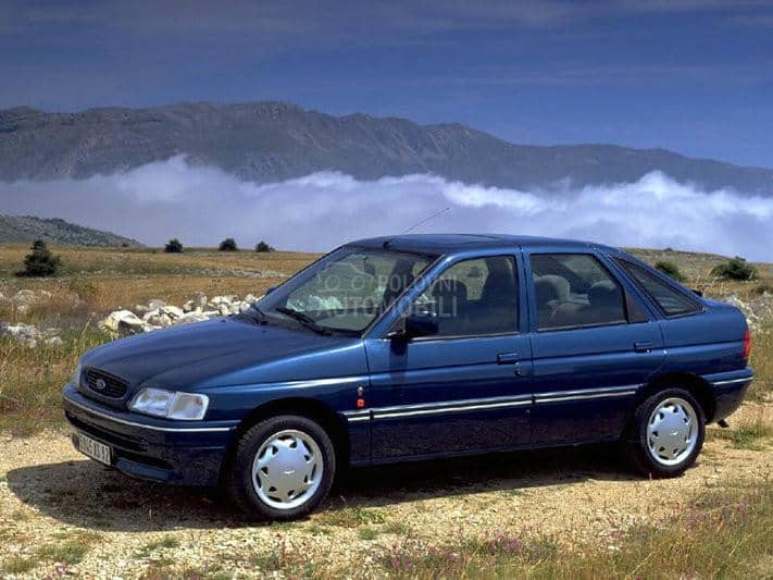 Ford Orion 1992. god. -  kompletan auto u delovima