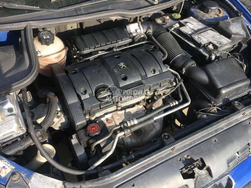 Peugeot 206 cc 2002. god. -  kompletan auto u delovima
