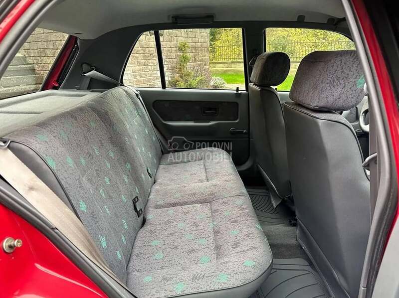 Renault Clio 1993. god. -  kompletan auto u delovima