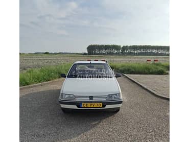 Peugeot 405 1992. god. -  kompletan auto u delovima
