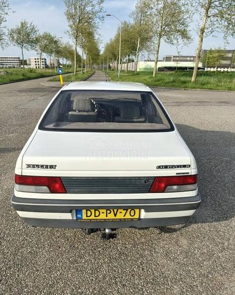 Peugeot 405 1992. god. -  kompletan auto u delovima