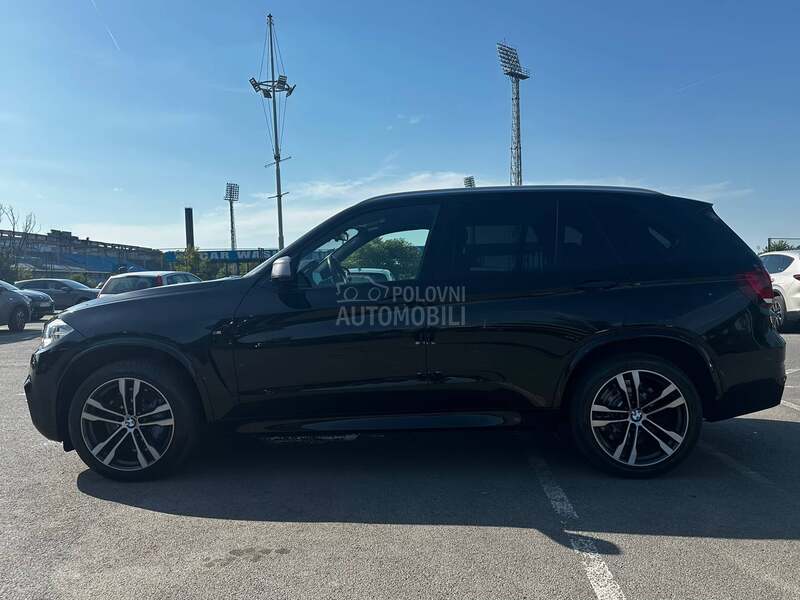 BMW X5 M50d