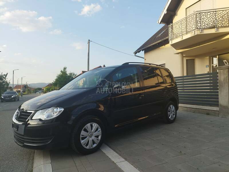 Volkswagen Touran 2.0 SVAJCARSKA
