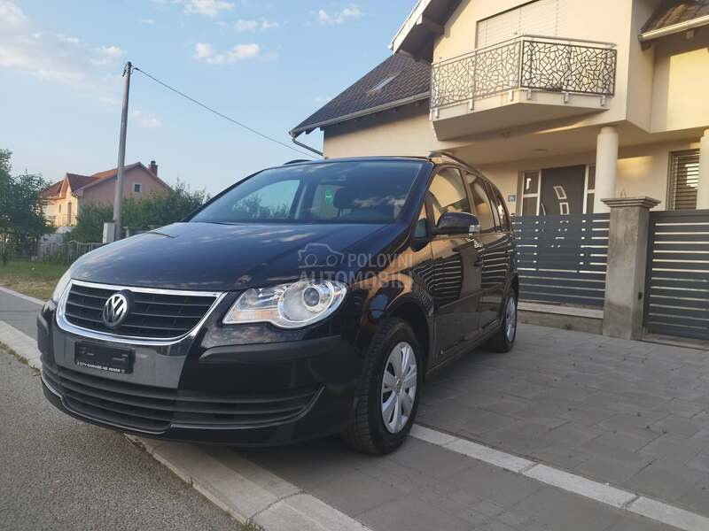 Volkswagen Touran 2.0 SVAJCARSKA