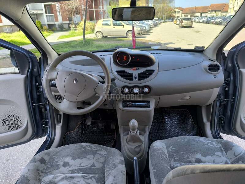 Renault Twingo 1.2 8V