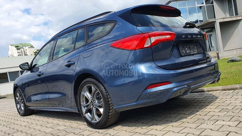 Ford Focus ST Line