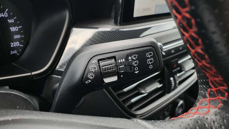 Ford Focus ST Line