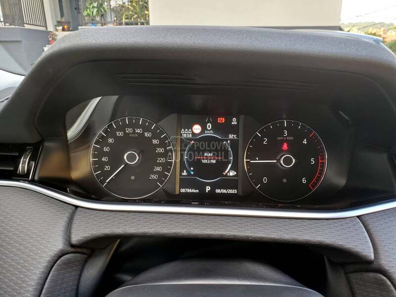 Land Rover Range Rover Evoque D150 S 4WD hibrid
