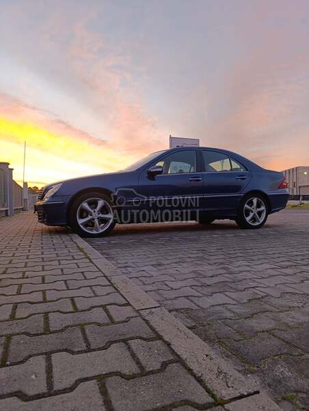 Mercedes Benz C 200 