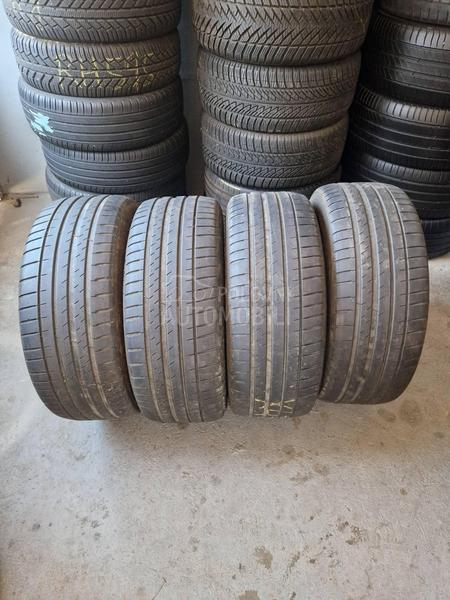 Michelin 235/45 R18 Letnja