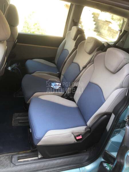 Citroen C8 2.0  7 sedista