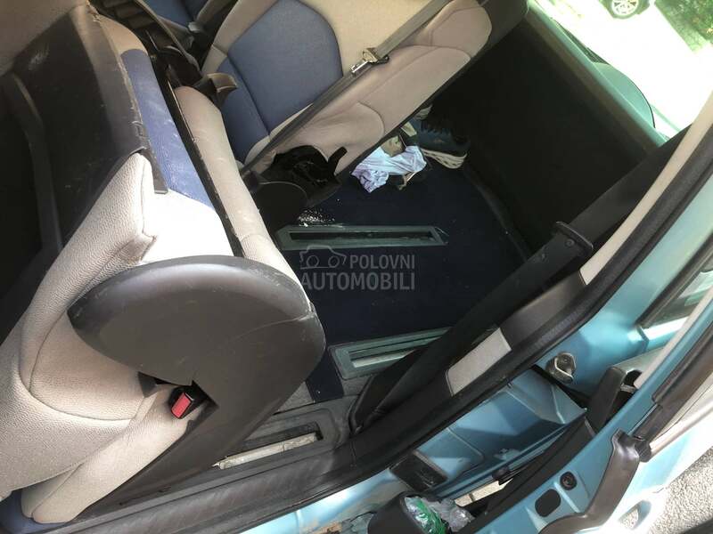 Citroen C8 2.0  7 sedista