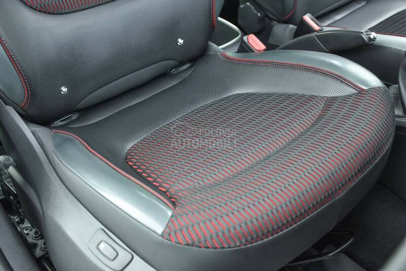 Renault Captur 1.5 DCI INTENS