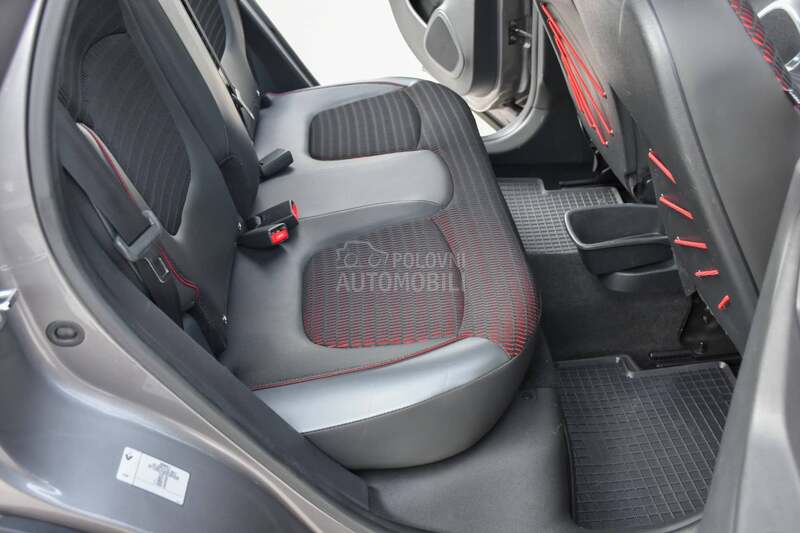 Renault Captur 1.5 DCI INTENS