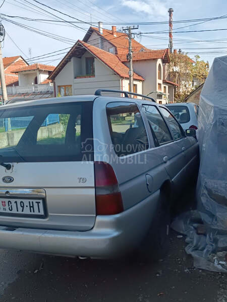Ford Escort Reg  24 05 2026 g