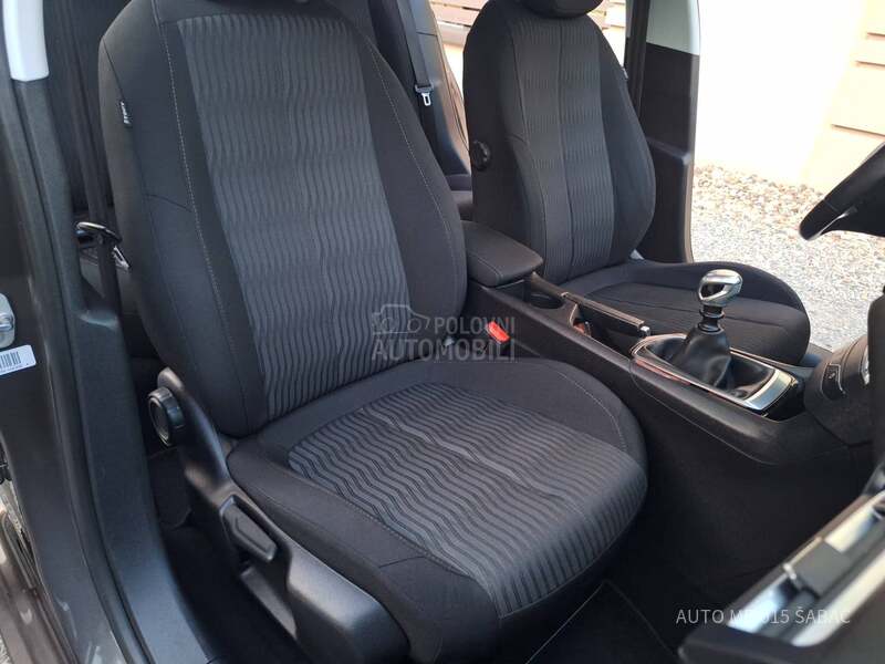 Peugeot 308 1.6 Blue HDI