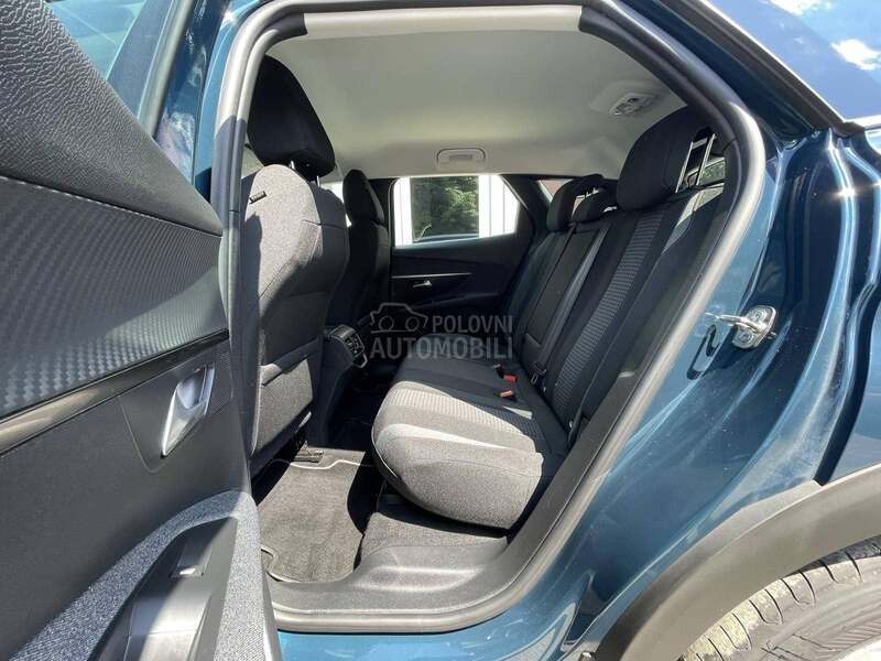 Peugeot 3008 1.2 B Autom