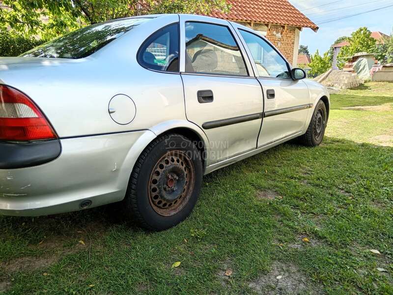 Opel Vectra B 