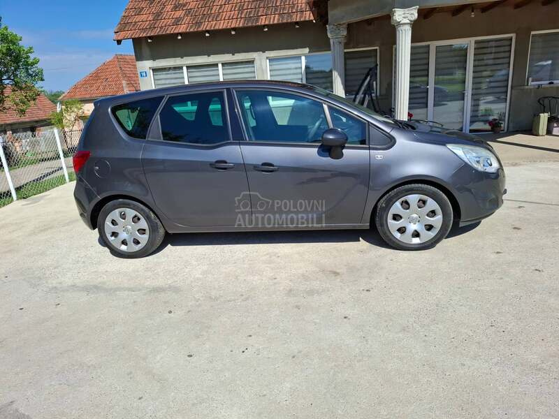 Opel Meriva 1.3 cdti