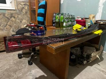 stop blenda srednja oled za Audi e-tron od 2024. do 2025. god.