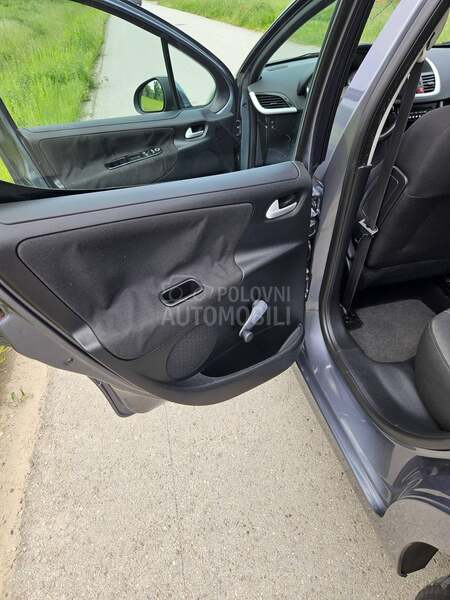 Peugeot 207 8.V U.R.B.A.N