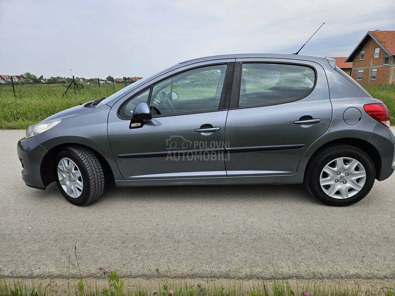 Peugeot 207 8.V U.R.B.A.N