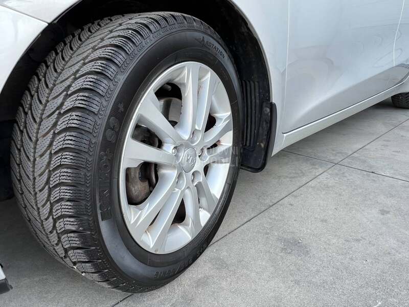 Kia cee`d sw 1.4 CVVT LX CHAMPION