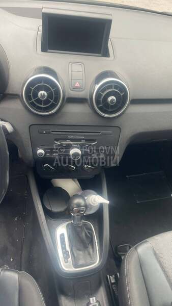 Audi A1 1.6TDI NAV/XSENO/LED