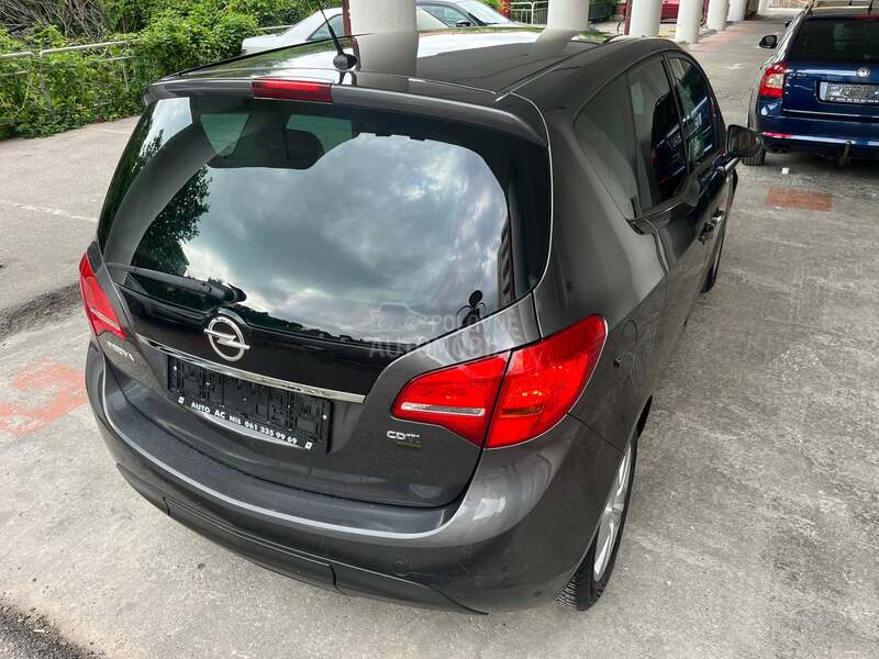 Opel Meriva 1.7 CDTI COSMO ŠWICA