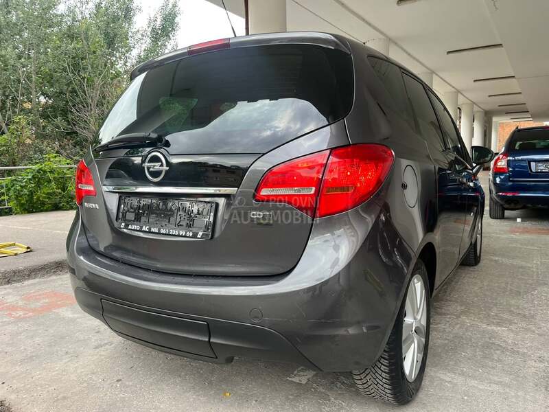 Opel Meriva 1.7 CDTI COSMO ŠWICA