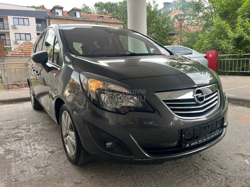 Opel Meriva 1.7 CDTI COSMO ŠWICA
