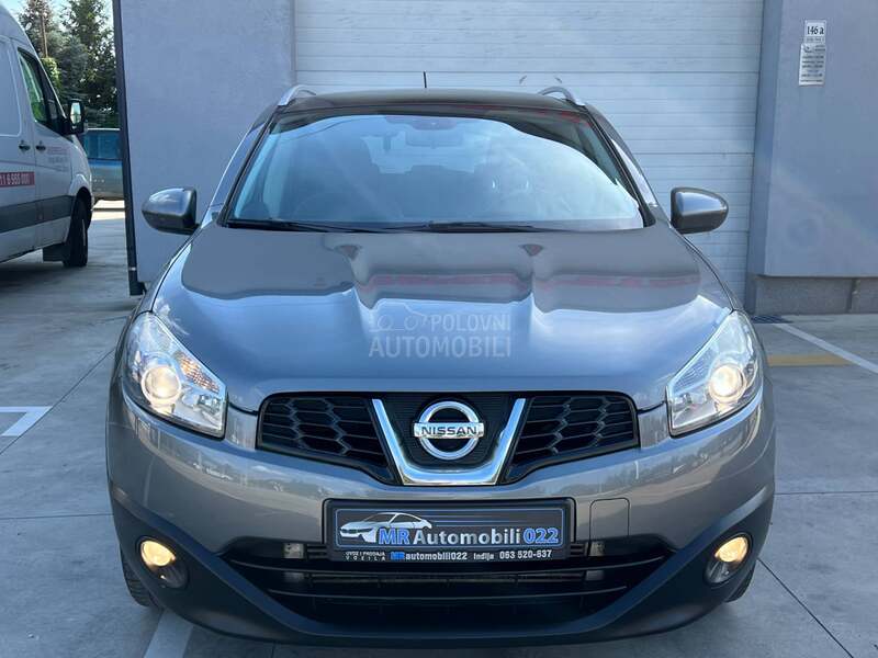 Nissan Qashqai 2.0dCi 4X4 PANOR/NAV
