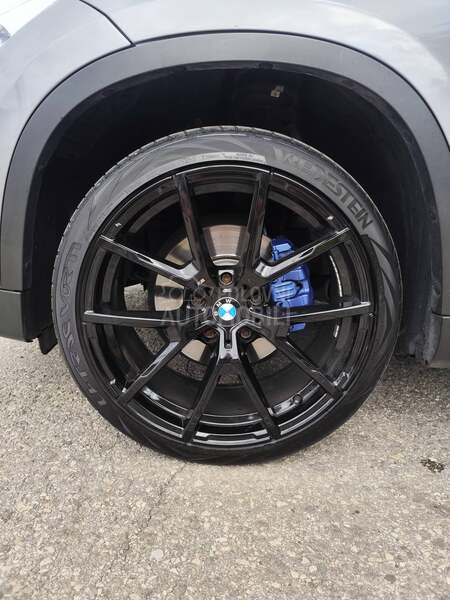 BMW X1 Xdrive Nav i