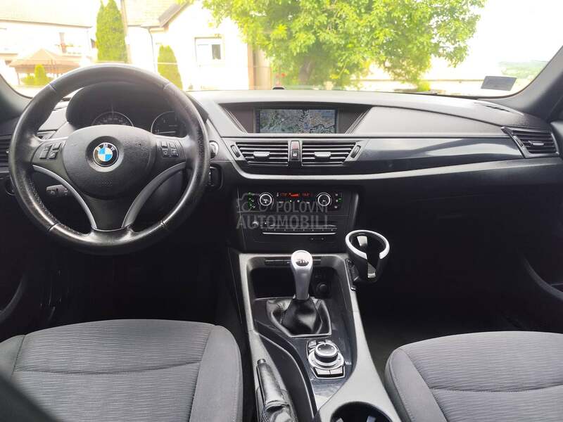 BMW X1 Xdrive Nav i