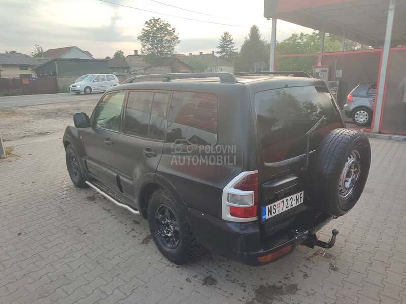 Mitsubishi Pajero 