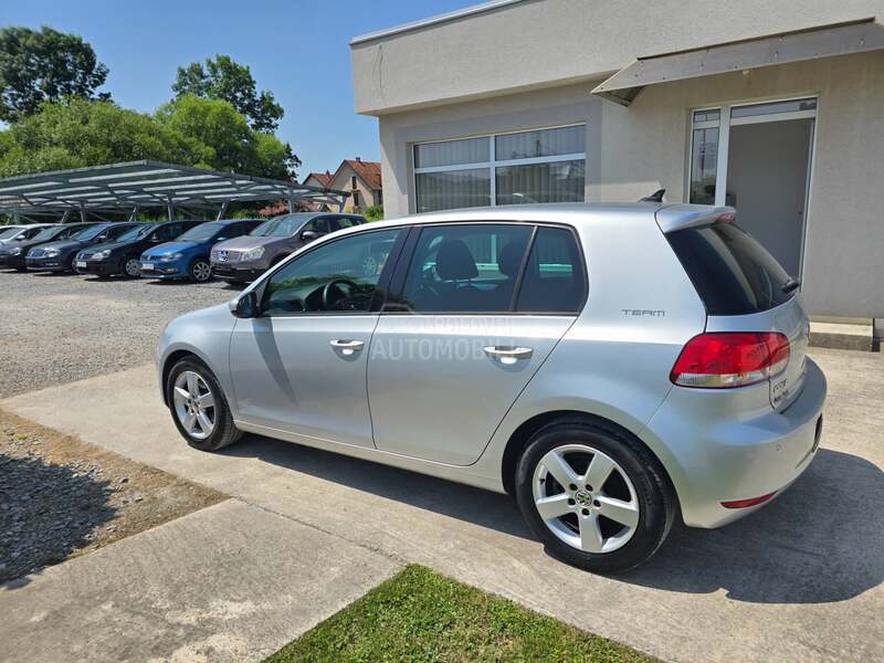 Volkswagen Golf 6 1.6 TDI TEAM