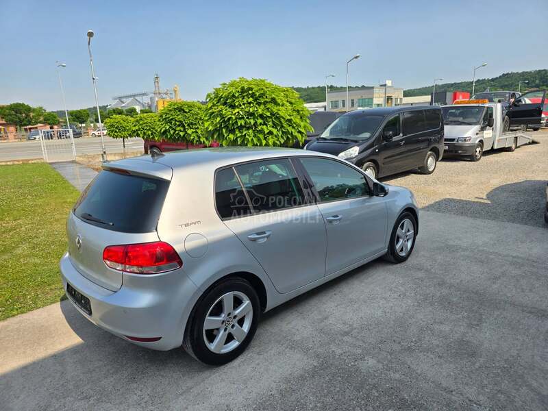 Volkswagen Golf 6 1.6 TDI TEAM