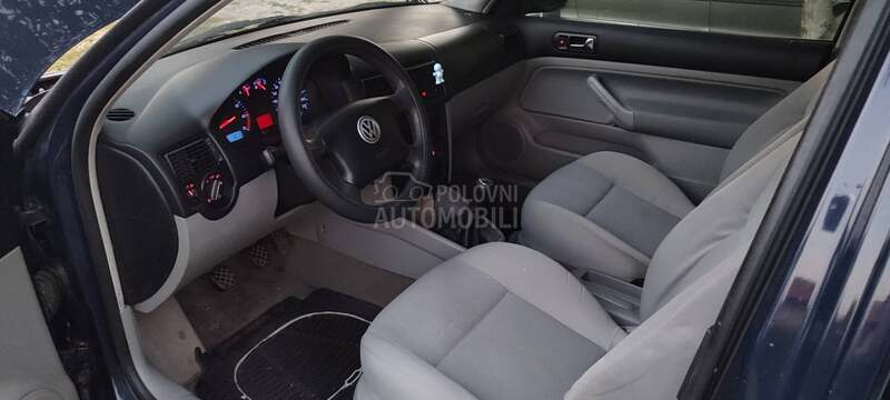 Volkswagen Golf 4 GOLF 4 1,4 TNG