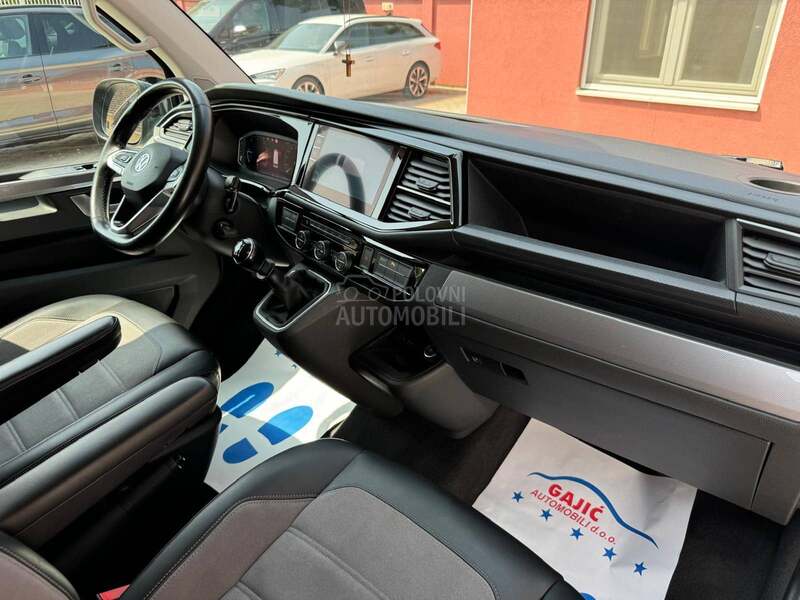 Volkswagen Multivan 2.0TDI LED