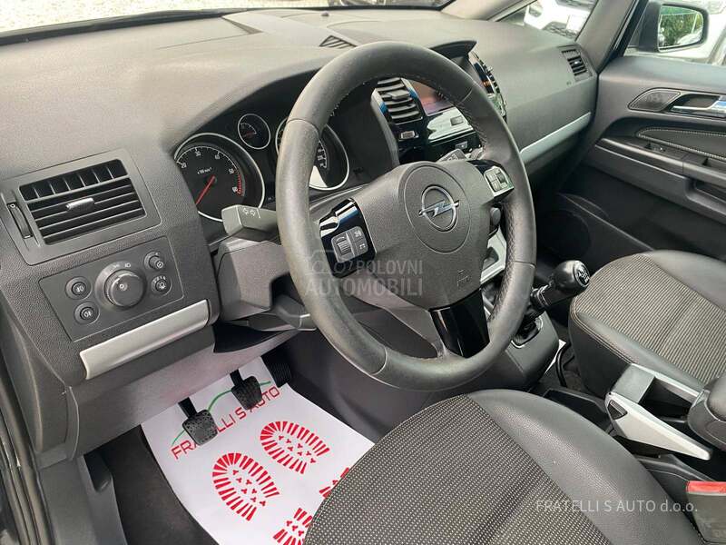 Opel Zafira KREDlTl,RATA 79e