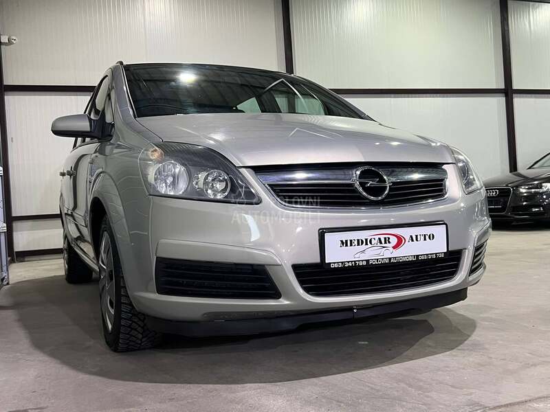 Opel Zafira 