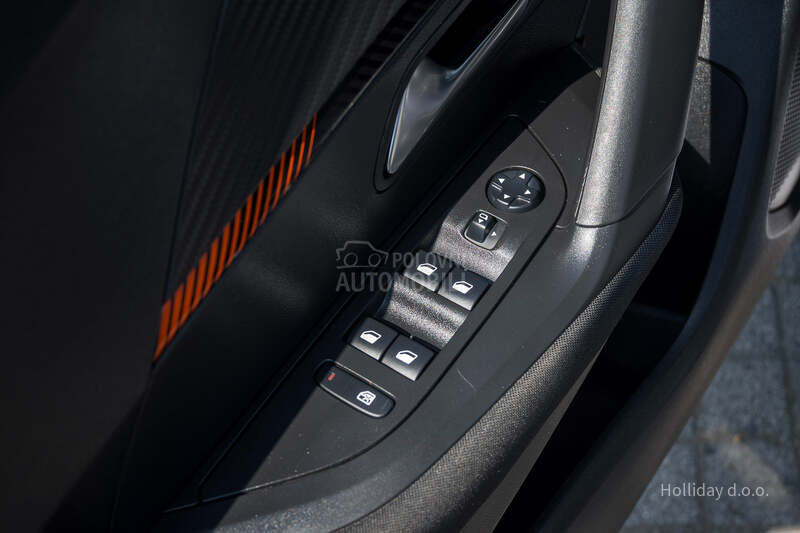 Peugeot 2008 1.5BlueHDI Led Nav