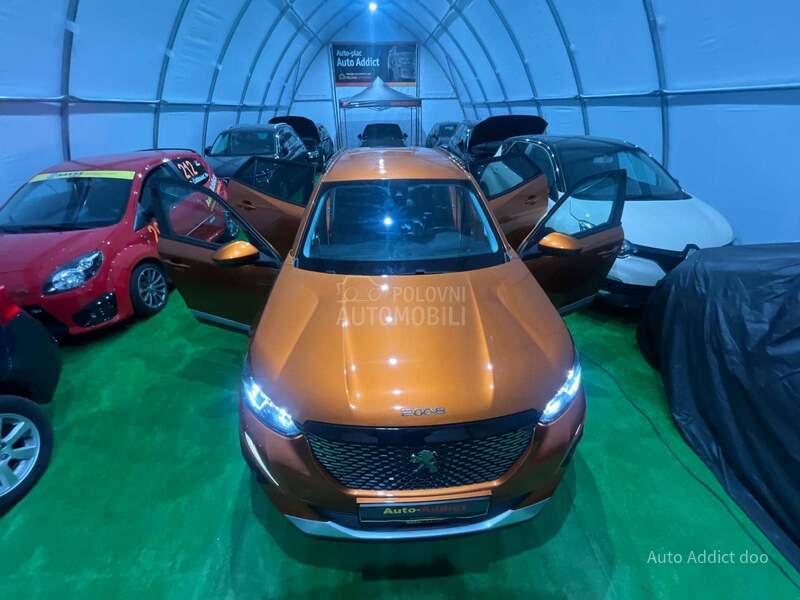 Peugeot 2008 1.2 ALLURE